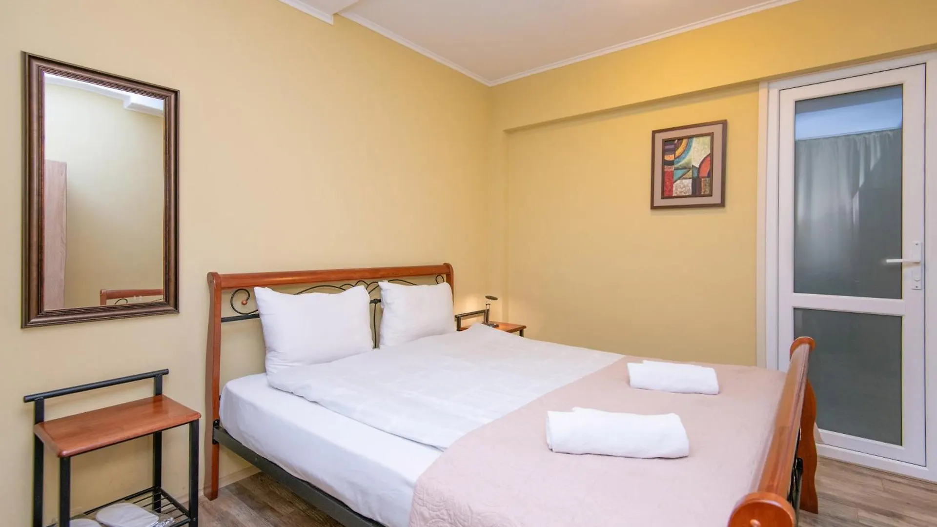 Terrace Nikala Hotell Tbilisi 0*,